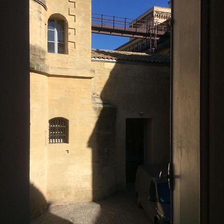 Me And Mrs Jones Suite Jacuzzi Hypercentre Montpellier Exteriör bild